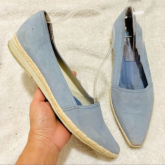 ANTHROPOLOGIE DANI BLACK blue suede pointed squared toes flats women’s size 7 - Picture 1 of 6